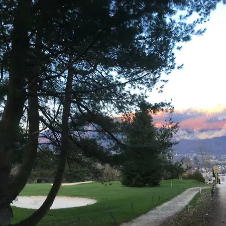 Hébergement de vacances Aix Les Bains Centre Golf Hippodrome Aix-les-Bains